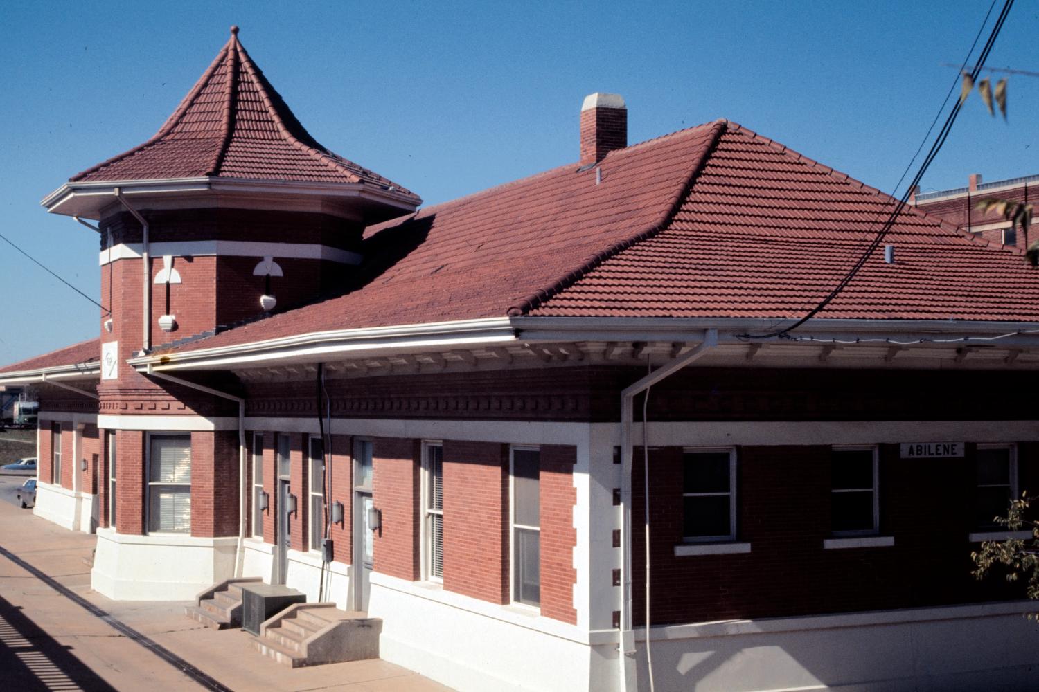 Images of Texas & Pacific Stations and Structures in  Abilene, TX