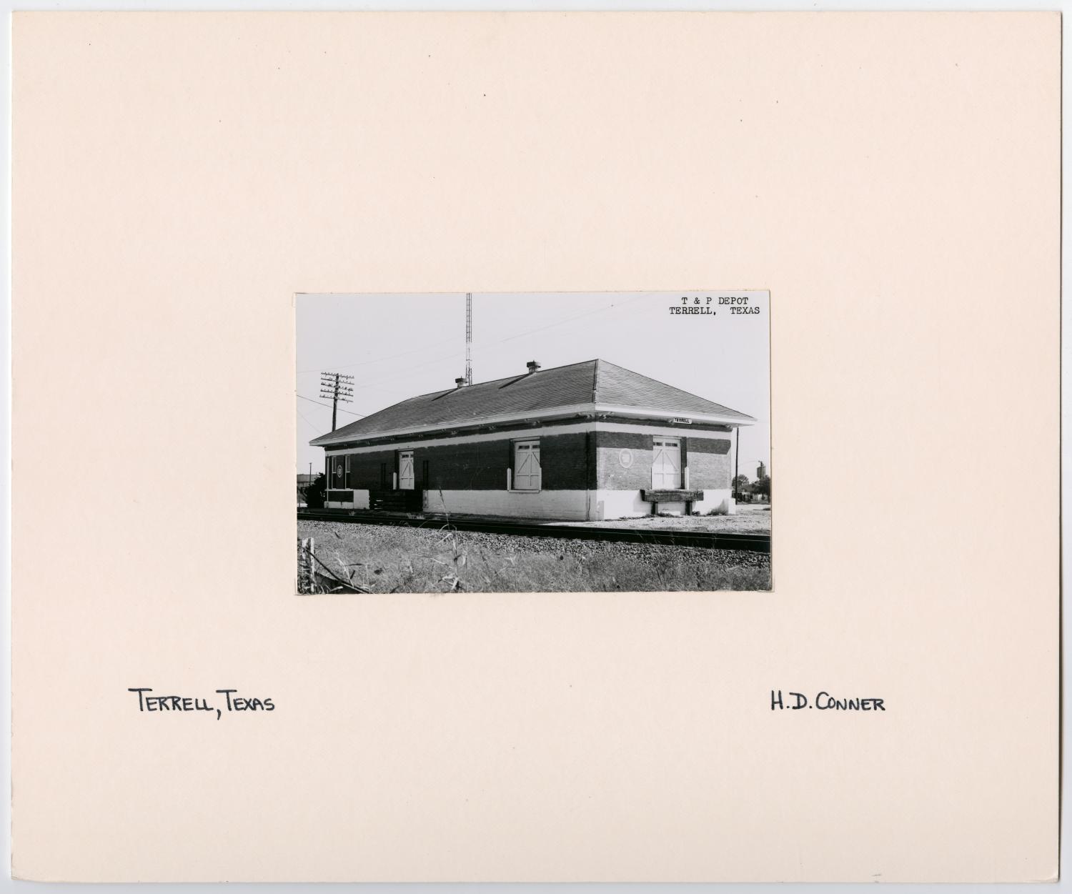 Images of Texas & Pacific Stations and Structures in  Terrell, TX