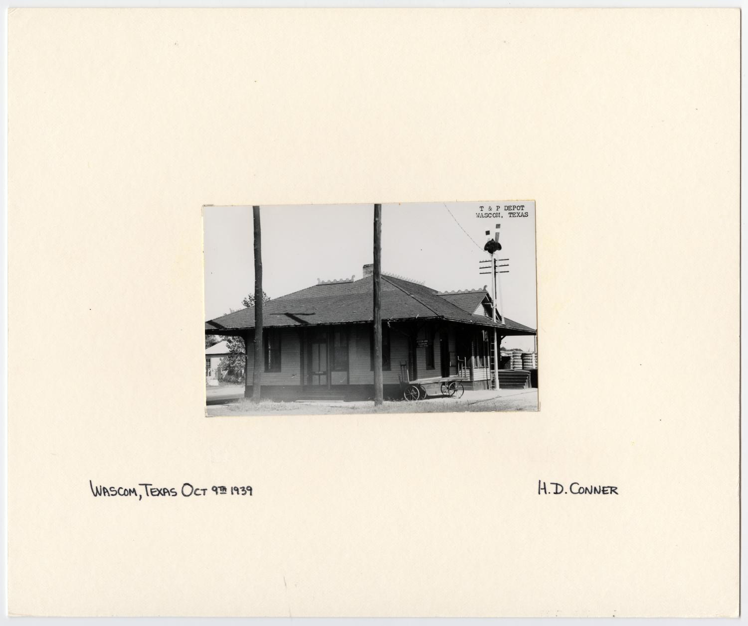 Images of Texas & Pacific Stations and Structures in  Waskom, TX