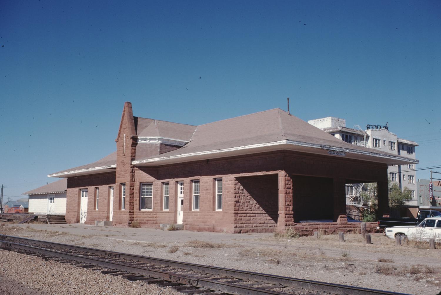 Images of Texas & Pacific Stations and Structures in  Colorado City, TX