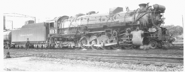 2-10-4 660