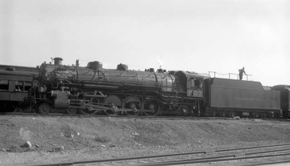 4-8-2 907 near Ft Worth Texas - 26 June 1948