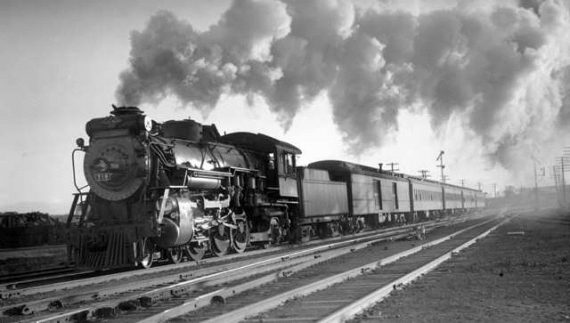 4-6-2 719 The Sunshine Special<BR>El Paso TX<BR>20 April 1933