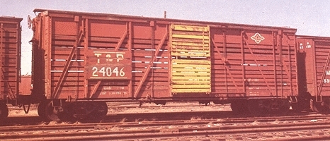 Double-deck Stock Car 2046 - E. St Louis MO