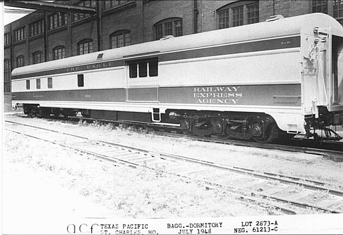 Baggage-Dormitory Car 300