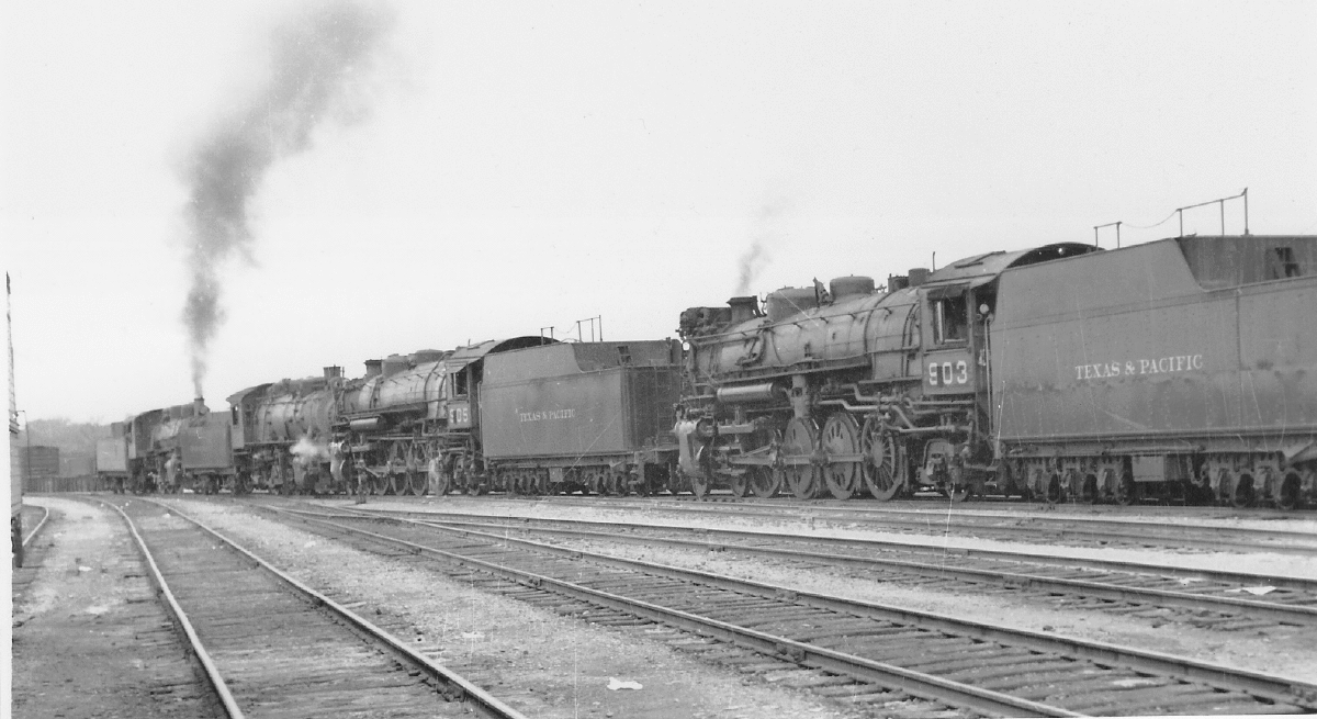 4-8-2 903 and 4-8-2 905