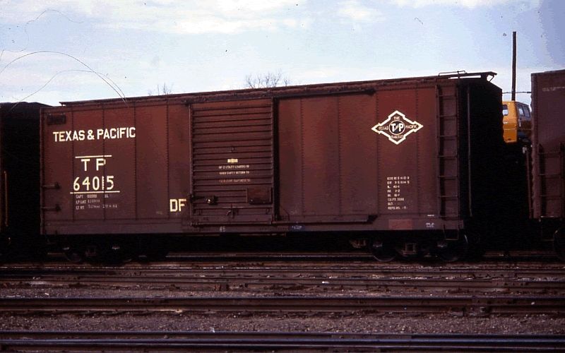 64015