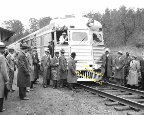 T&P Budd-Michelin with Trailer #150