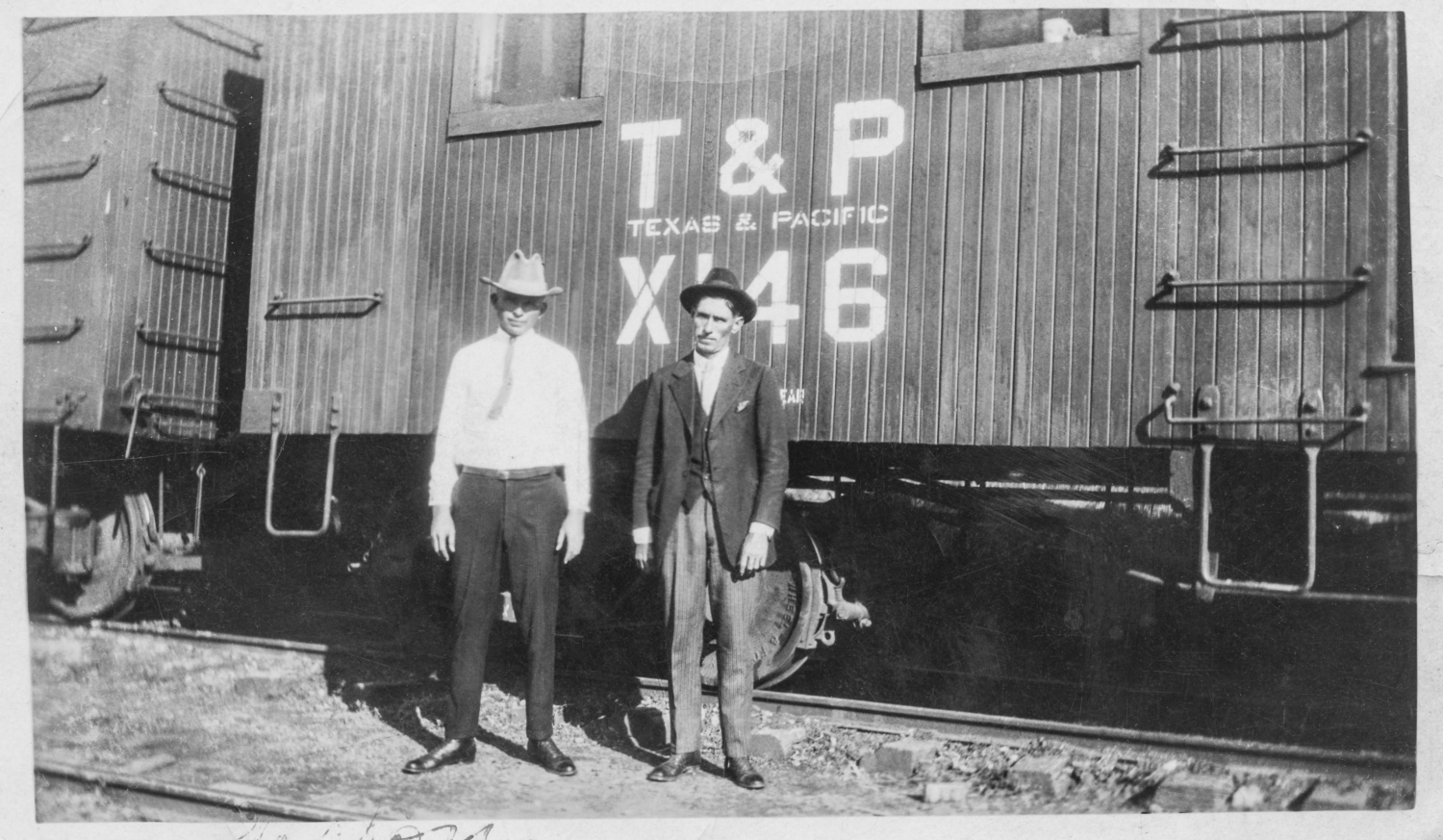 T&P X146 Car
