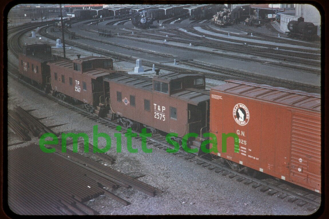 Cabooses #2575 #2567, 1950s