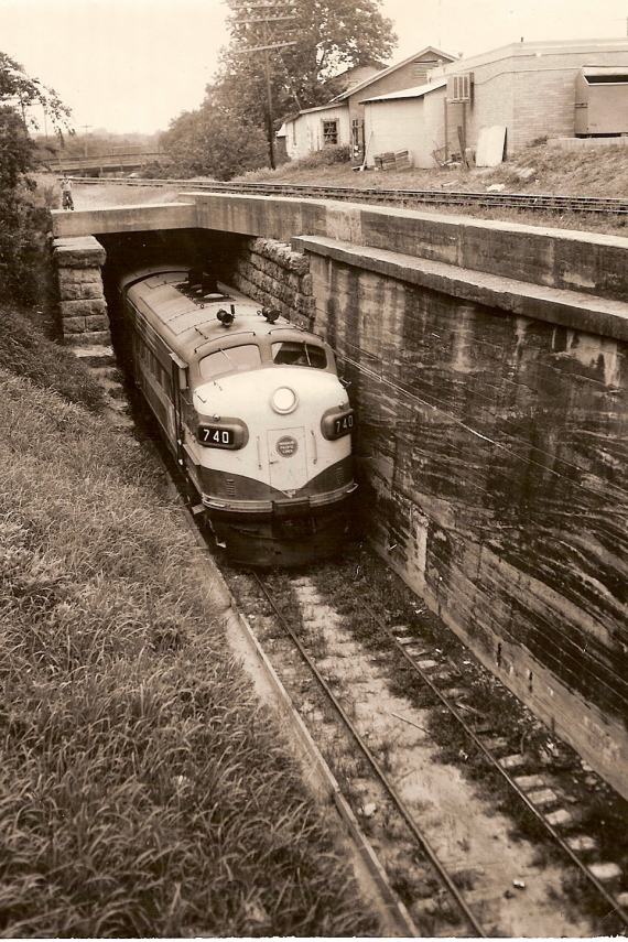 T&P Tunnel near Crockett Ave, Denison