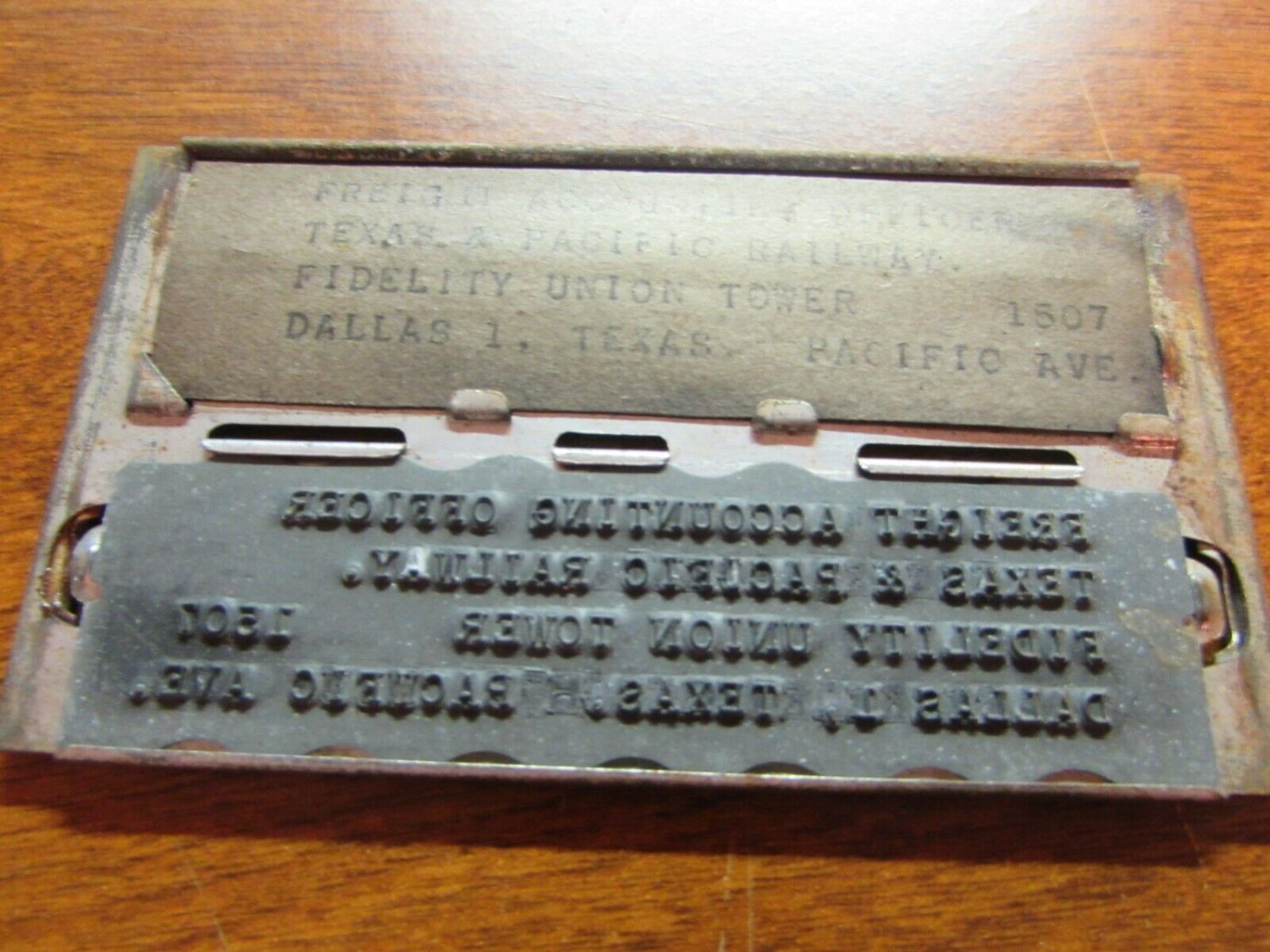 FREIGHT DOCUMENT EMBOSSING PLATE