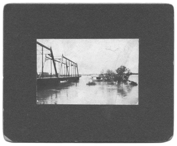 T&P Bridge and Flood Waters