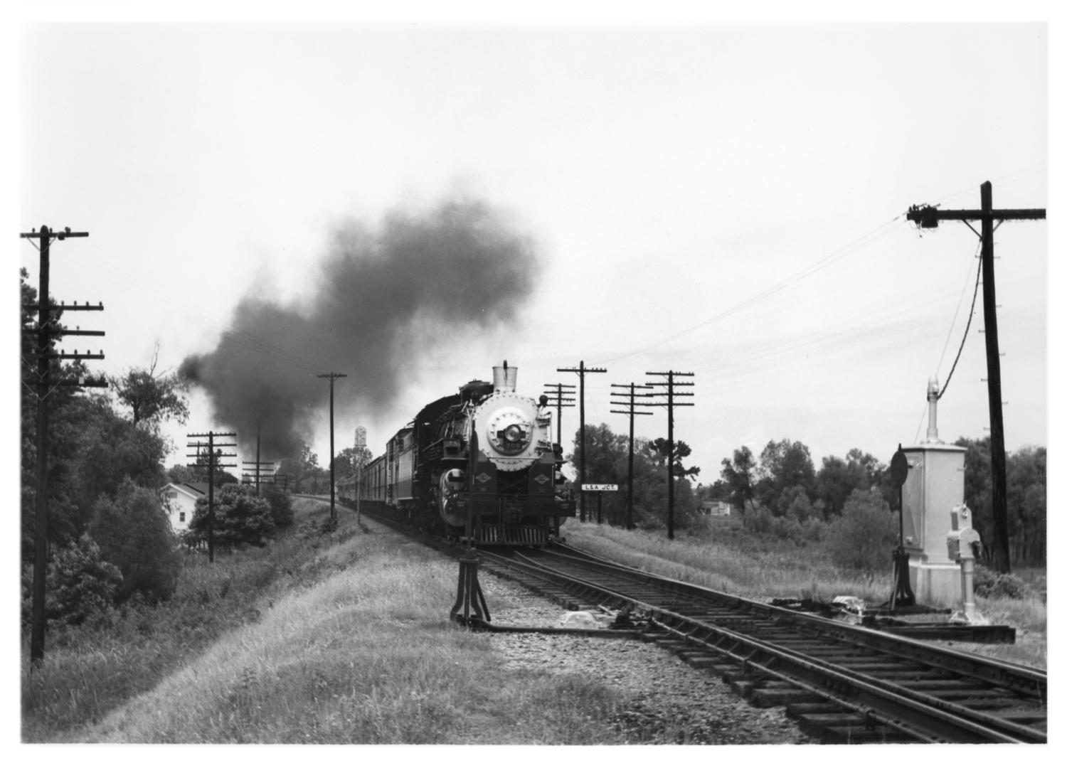 "The Louisiana Daylight" passing L & A Junction