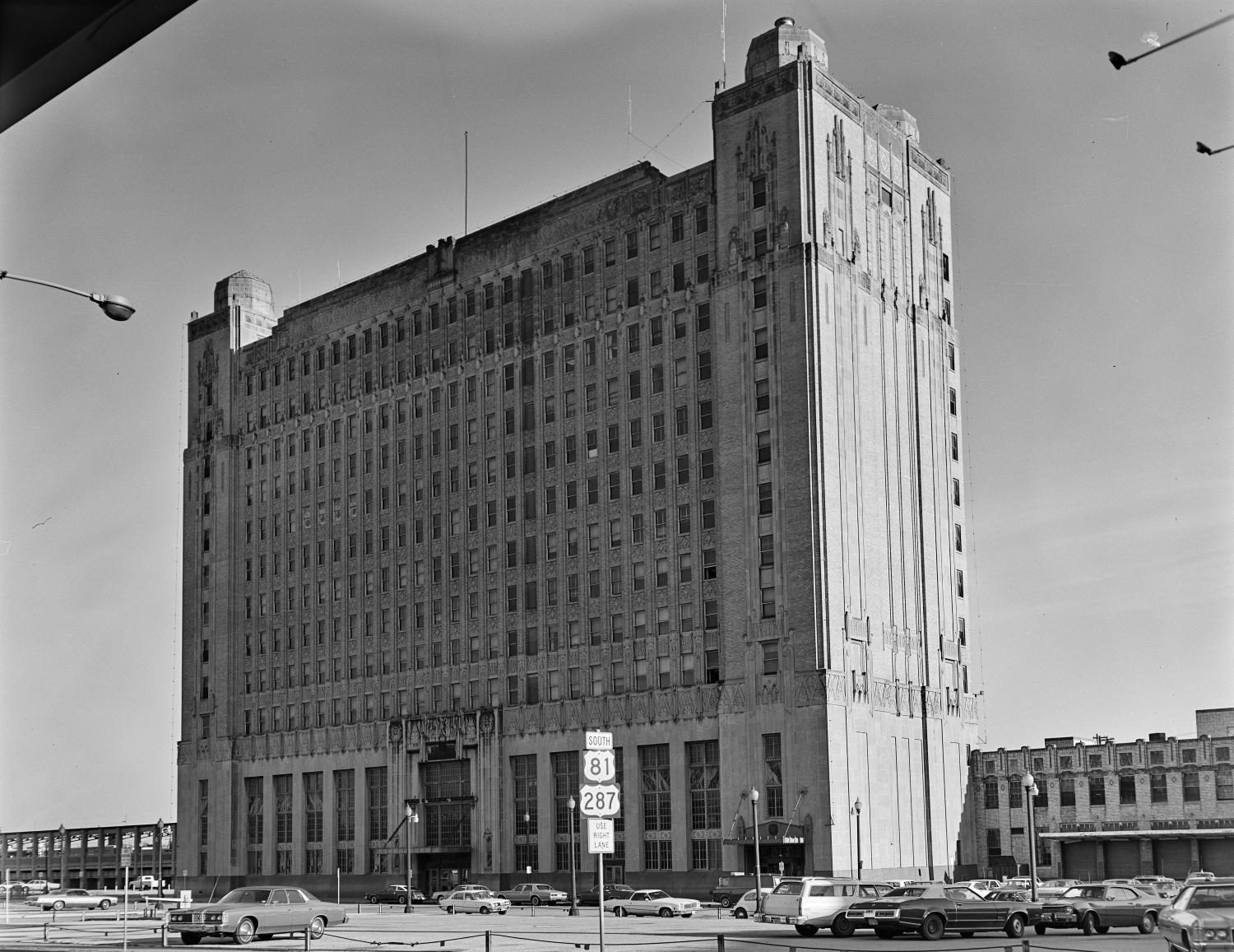 Texas and Pacific Terminal, Northwest oblique
