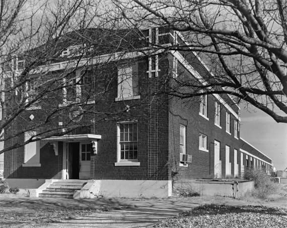 Texas and Pacific Freight Building, Facade and side elevation