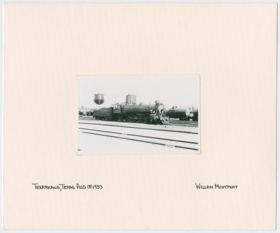 Train Engine #700 and Car - Texarkana, Texas