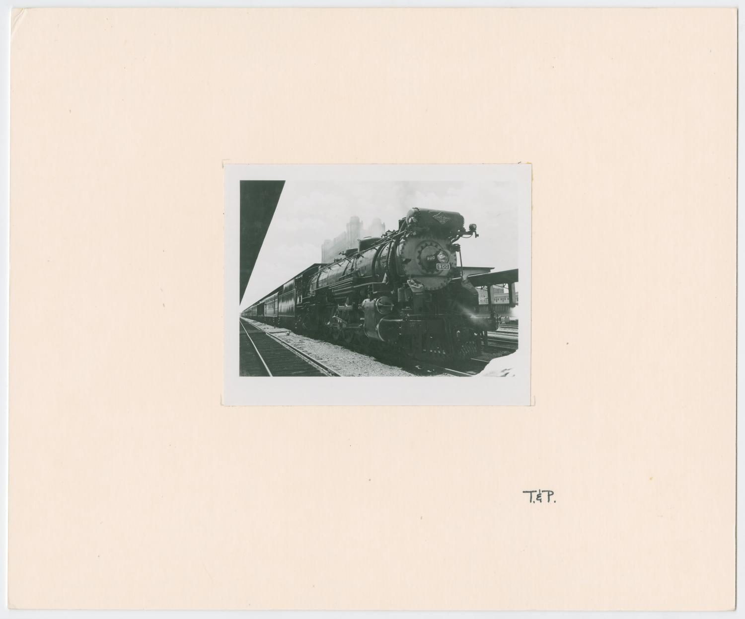 Train Engine #900 and Cars