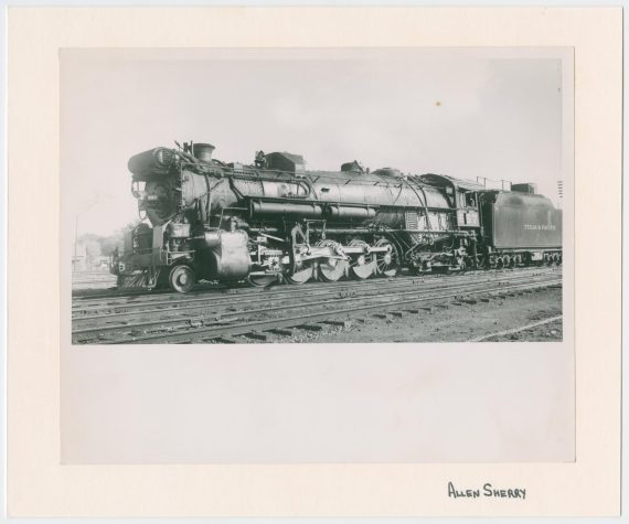 Train Engine #667 and Car