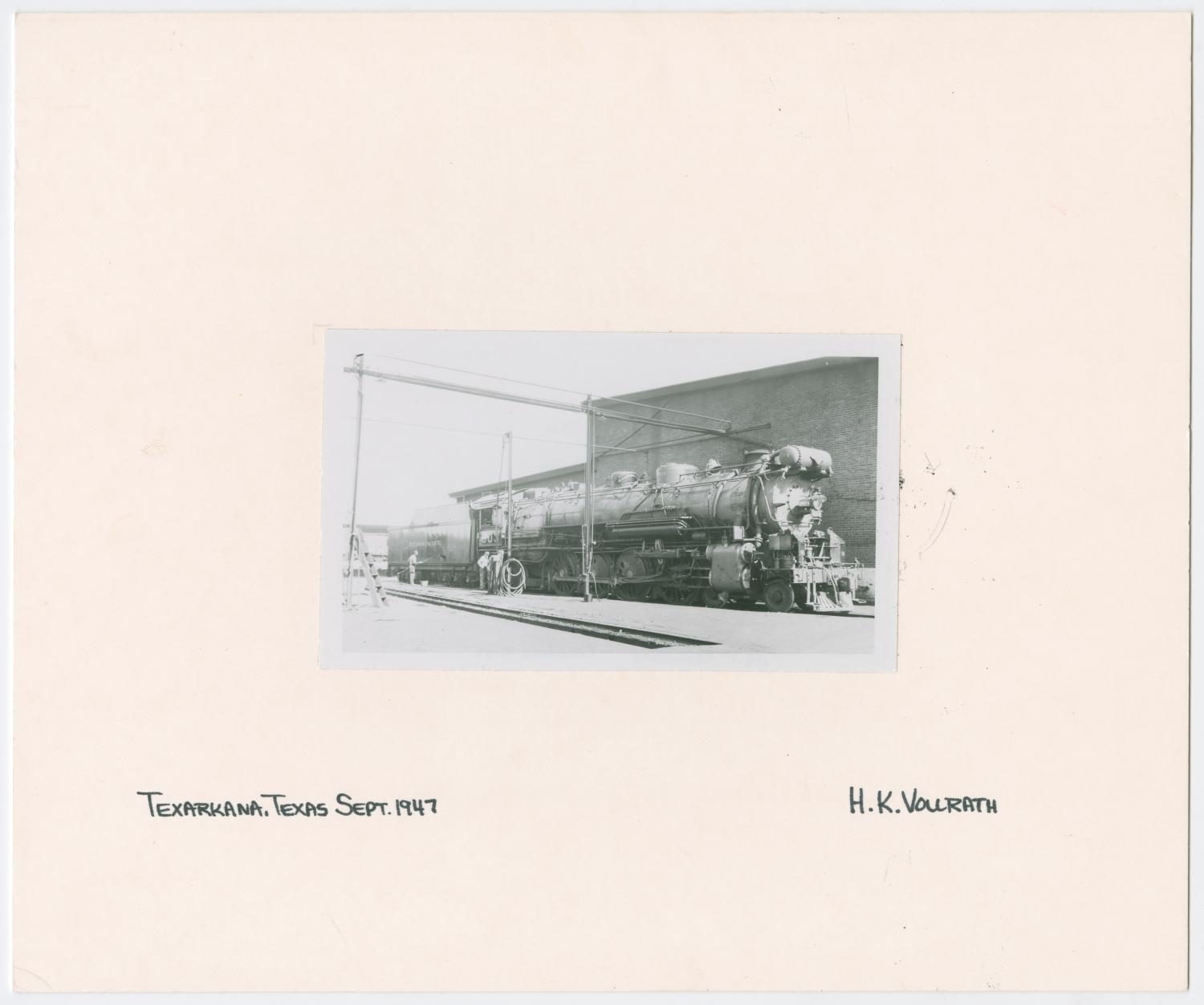Train Engine #903 and Car - Texarkana, Texas