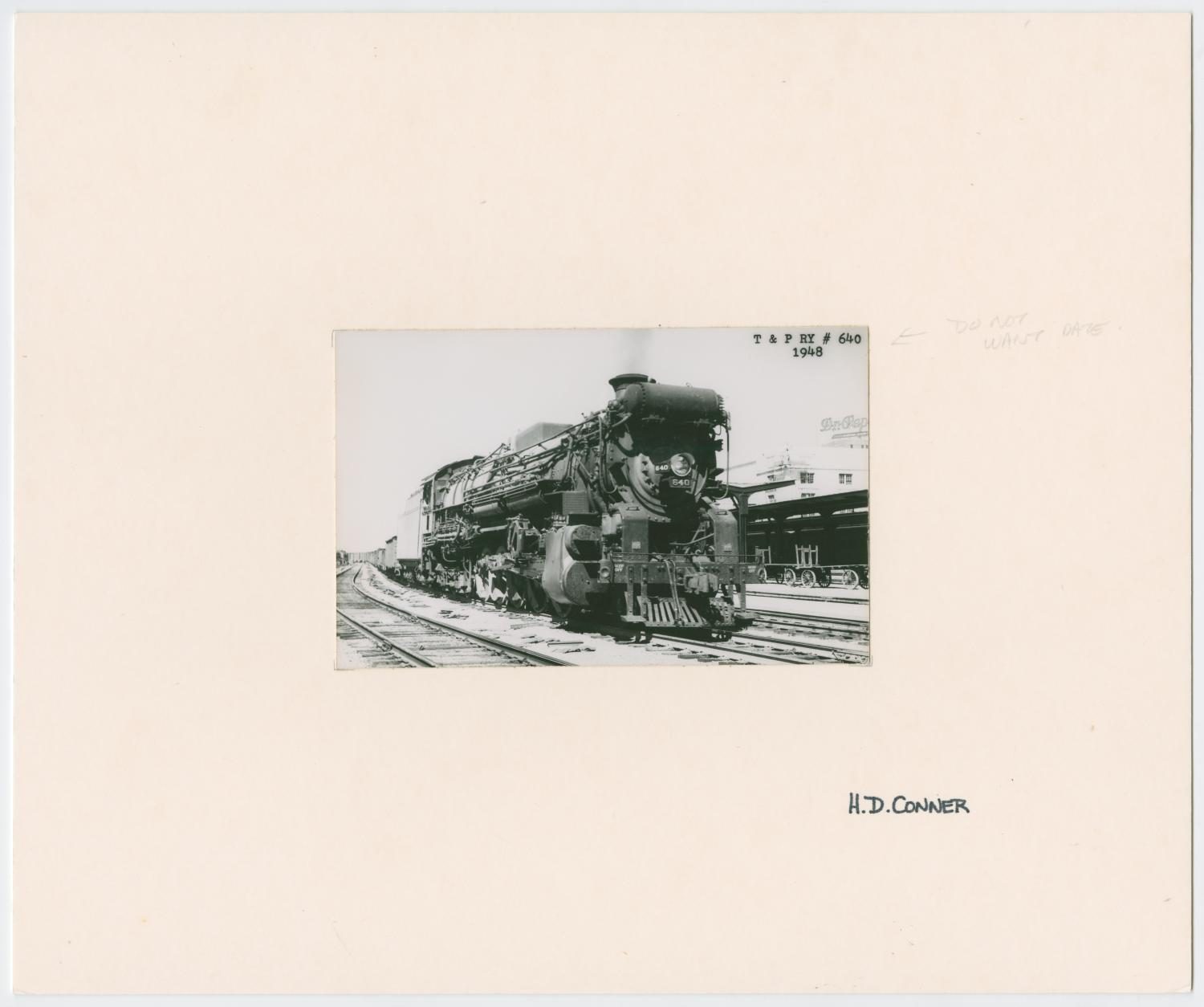 Train Engine #640 and Cars