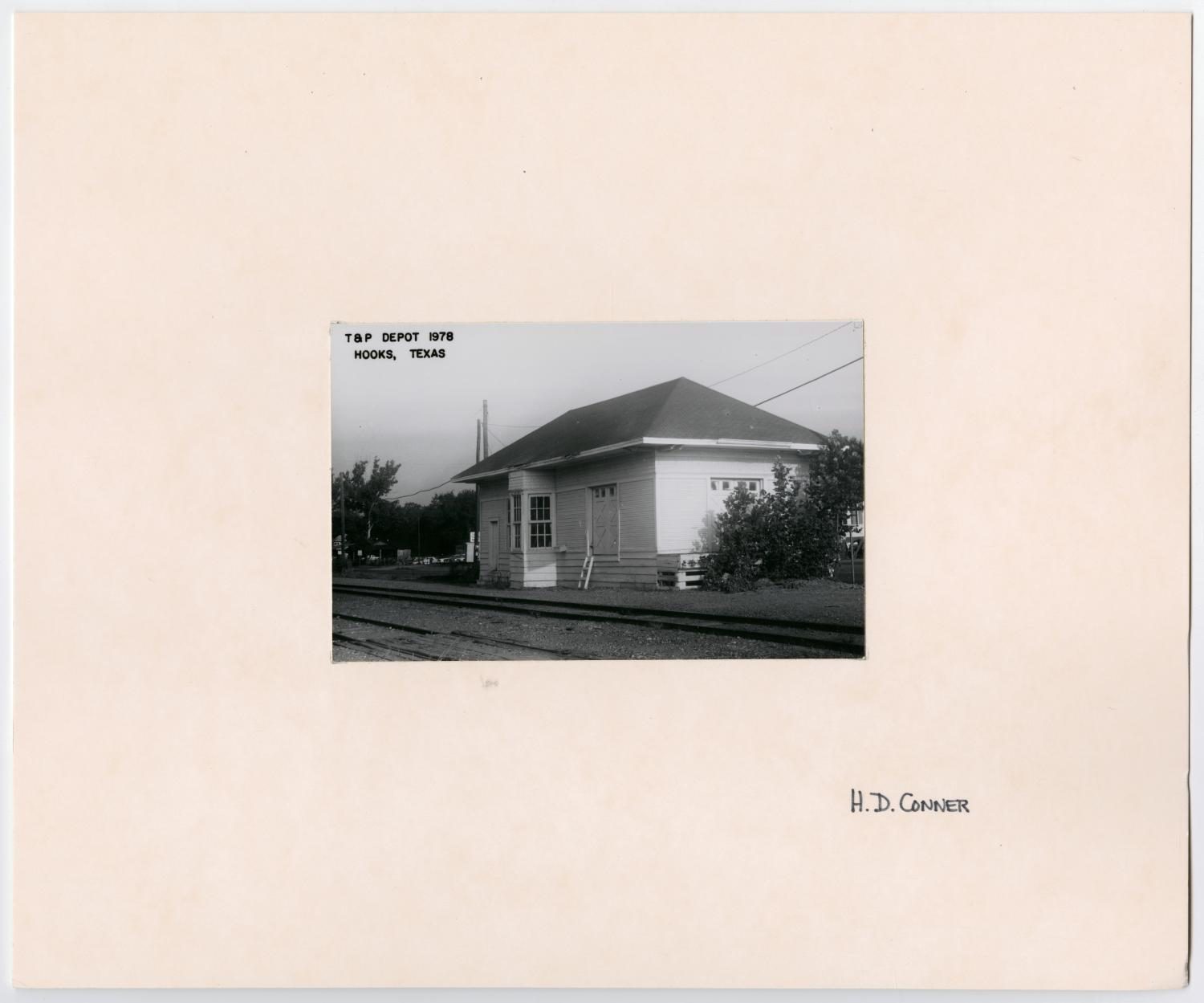 Train Station in Hooks, Texas
