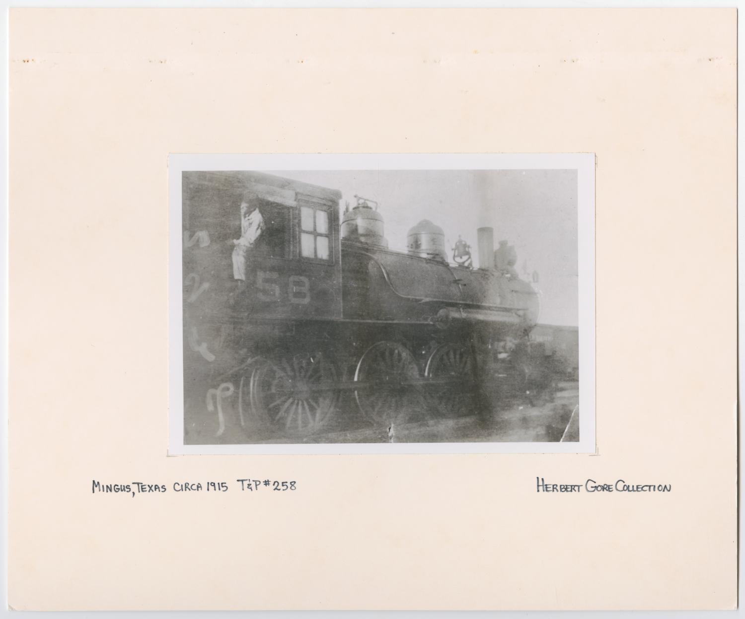 T&P Train #258 in Mingus, Texas