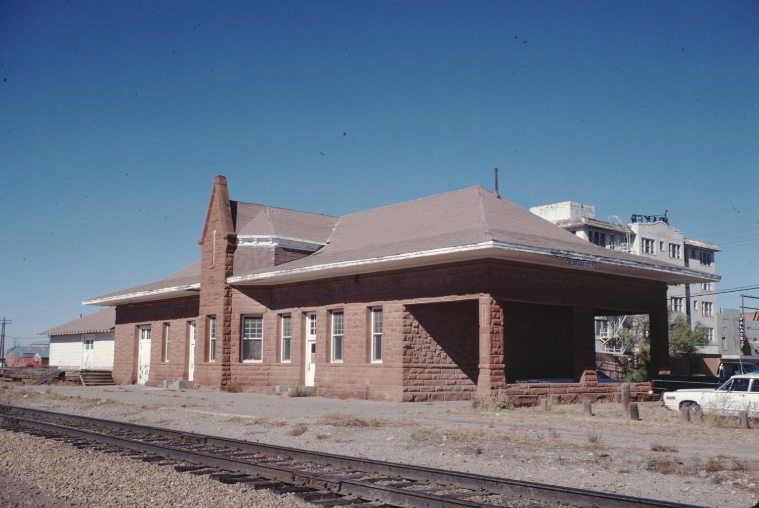 T&P Depot